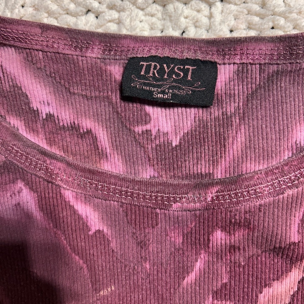 Y2K Tryst Pink Tie Dye Long Sleeve T-Shirt - Picture 3 of 4